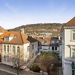 3br In Charming Nygardsoyden * Bergen