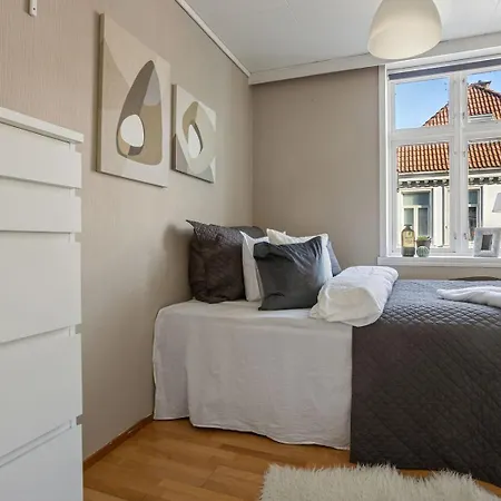 3br In Charming Nygardsoyden Берген