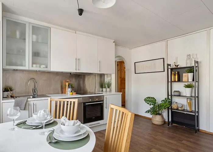 3br In Charming Nygårdsøyden Leilighet